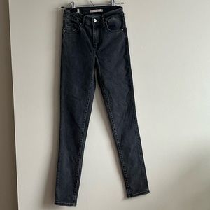 Levi’s 721 high rise skinny